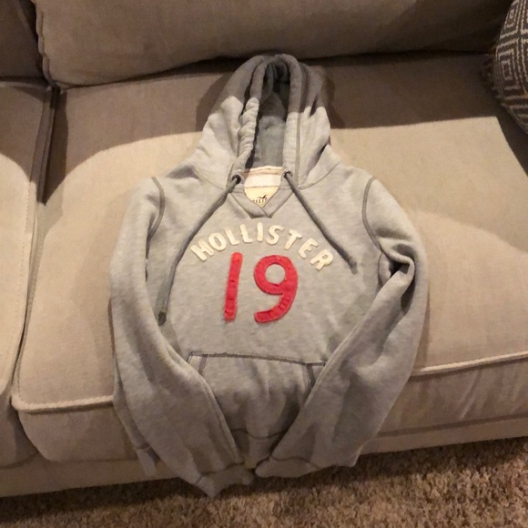 Hollister Tops - Women’s Hollister Sweatshirt